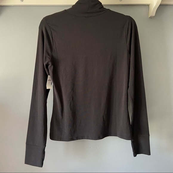NWT GAP black mock neck long sleeve - Picture 2 of 3